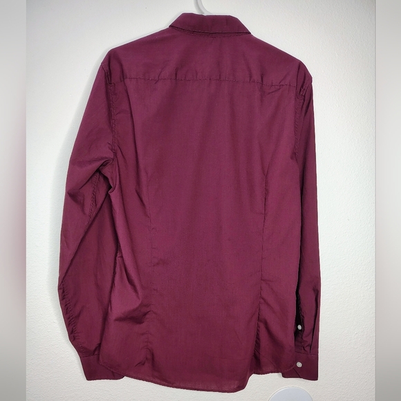 H&M Men's Burgundy Slim Fit Long Sleeve Collared Dress Shirt Sz M Cotton Blend - Picture 9 of 9